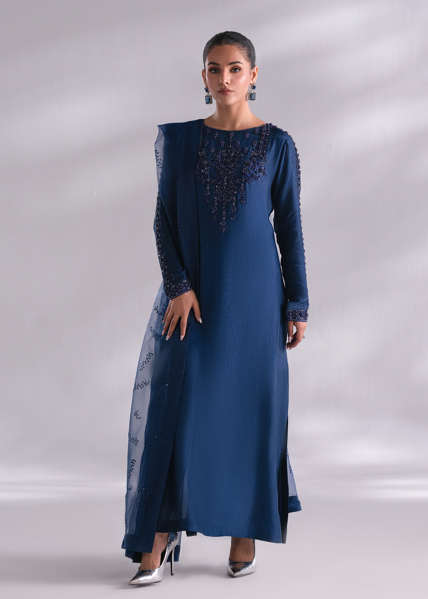Mehak Yaqoob | Enchante The Luxe Edit | Sapphire XL / Royal Blue / Silk Mehak Yaqoob | Enchante The Luxe Edit | Sapphire XL / Royal Blue / Silk